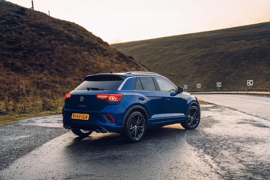  Volkswagen T-Roc R 2020 года  (UK) (фото 19 из 58)